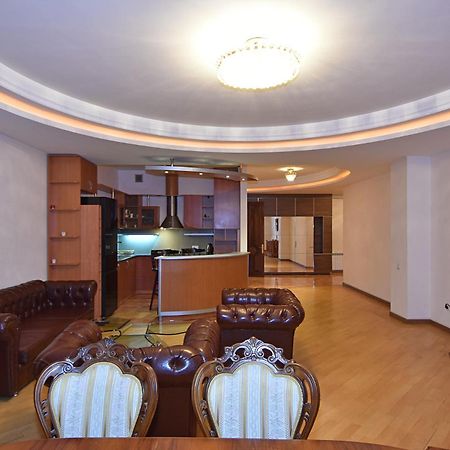 Rent Inn Yerevan On North Avenue Eksteriør bilde