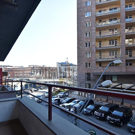 Rent Inn Yerevan On North Avenue Eksteriør bilde