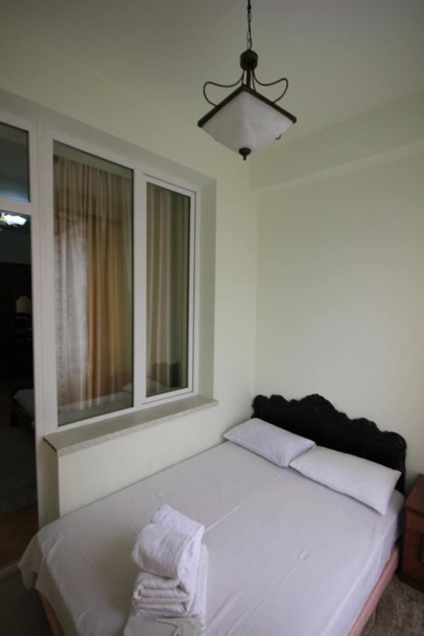 Rent Inn Yerevan On North Avenue Eksteriør bilde