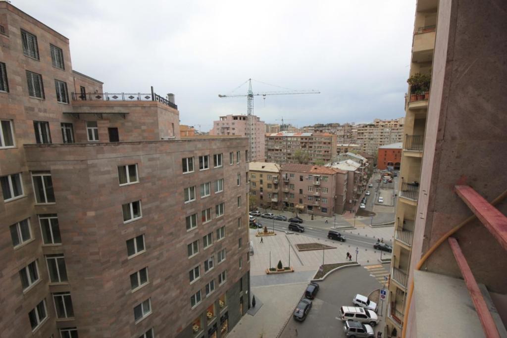Rent Inn Yerevan On North Avenue Eksteriør bilde