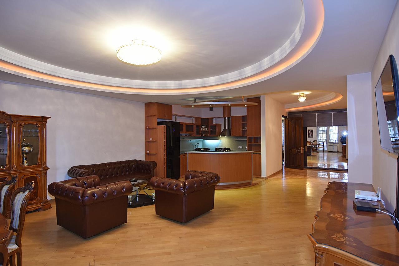 Rent Inn Yerevan On North Avenue Eksteriør bilde