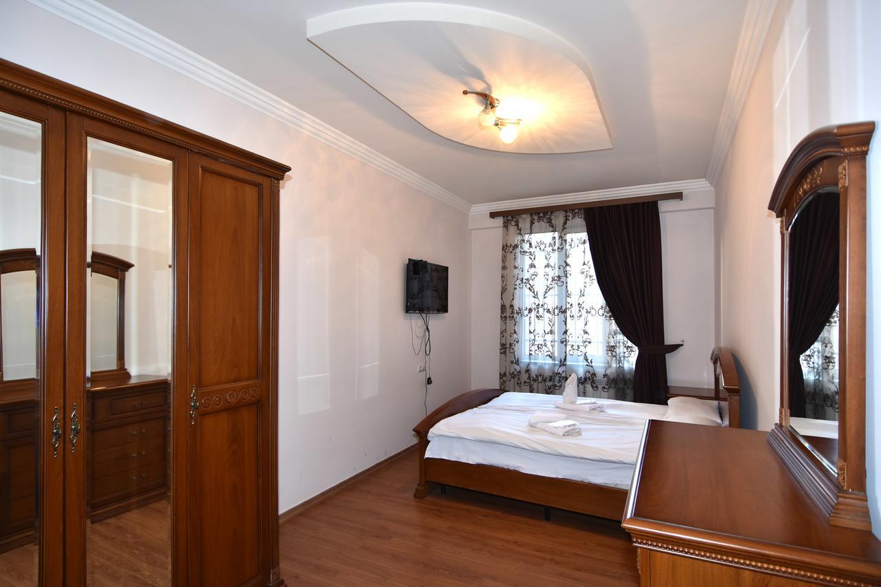 Rent Inn Yerevan On North Avenue Eksteriør bilde