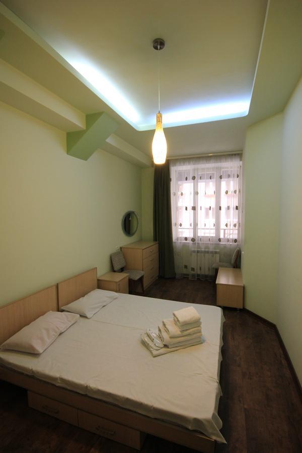 Rent Inn Yerevan On North Avenue Eksteriør bilde