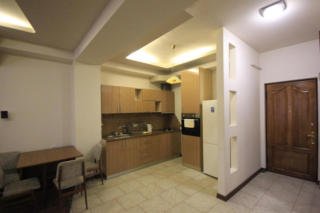 Rent Inn Yerevan On North Avenue Eksteriør bilde